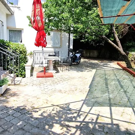 Miklic Apartment *