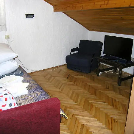 Miklic Apartment *