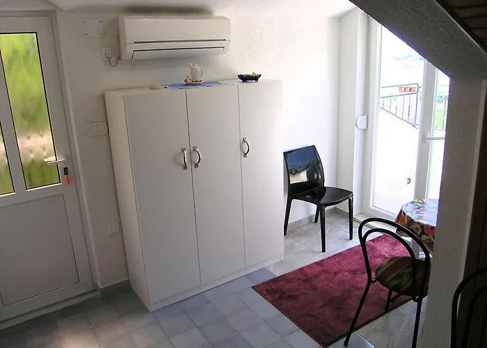 Miklic Appartamento Krk Town